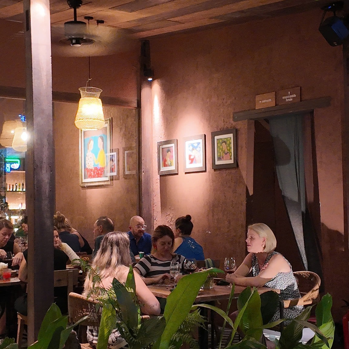 Secret Garden Vietnamese Restaurant: A Culinary Oasis Near Au Lac Legend Hotel