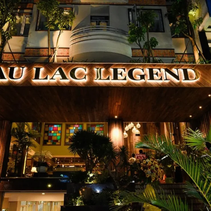 The Ultimate Shopping & Local Markets Guide from Au Lac Legend Hotel