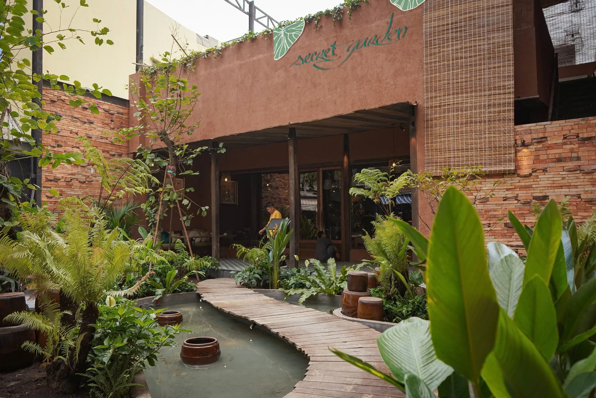 Discover Authentic Flavors: The Ultimate Dining Guide from Au Lac Legend Hotel to Secret Garden Vietnamese Restaurant